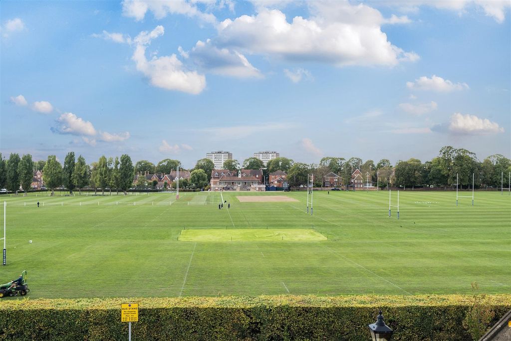 Property photo 1 of 26 1349976-4-68c0240Fc0A52.Jpg