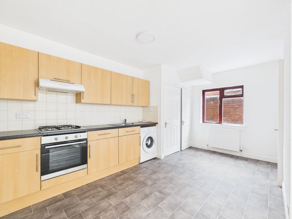 Property photo 2 of 11 4441964