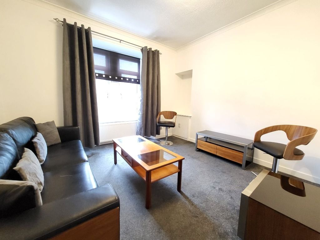 Property photo 2 of 11 Photo 2