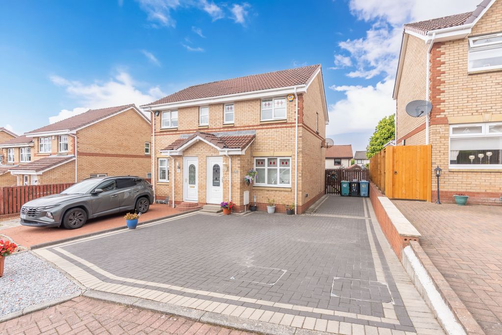 Property photo 1 of 26 2 Bedroom Semi Detached For Sale