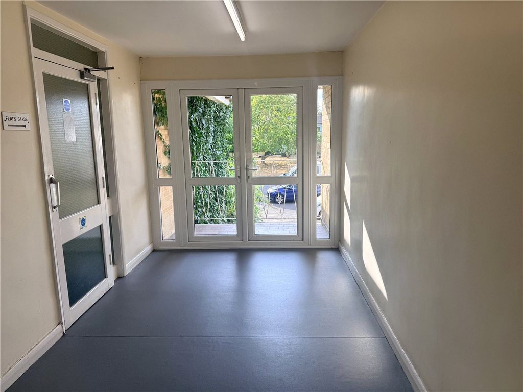 Property photo 2 of 8 Picture No. 07