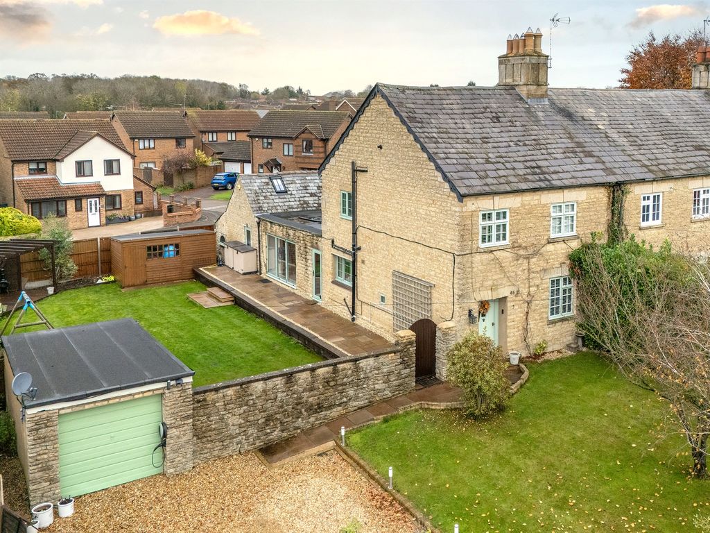 Property photo 1 of 18