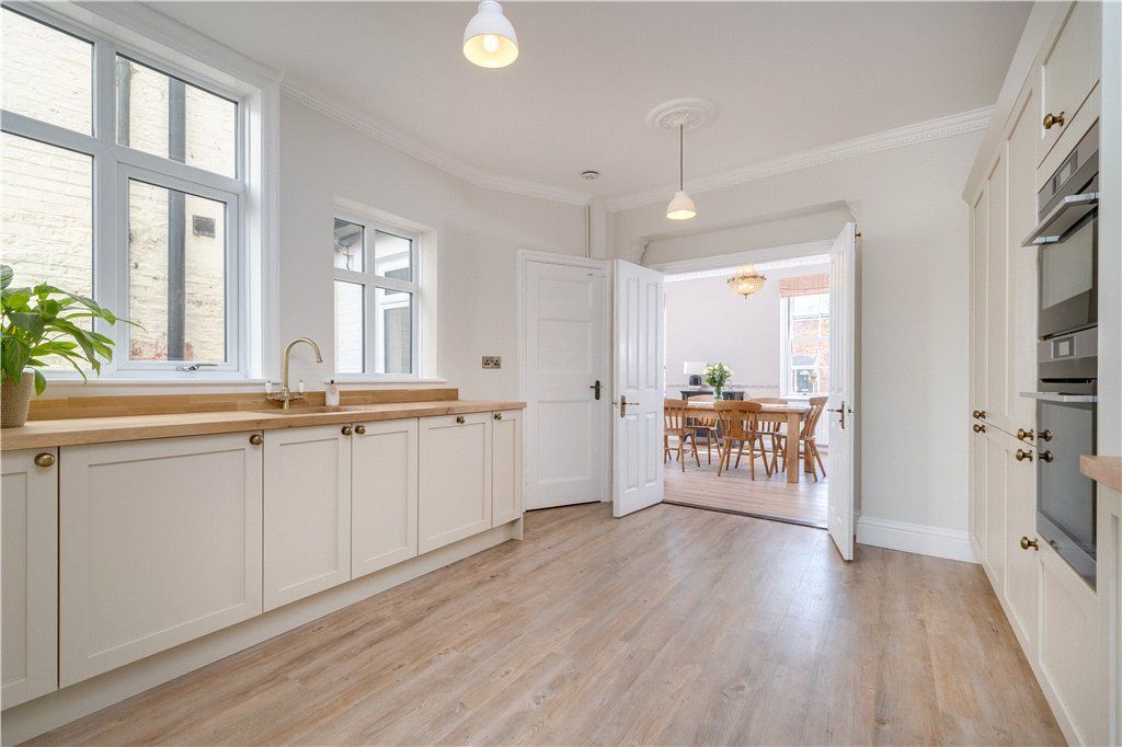 Property photo 2 of 14 Picture No. 73