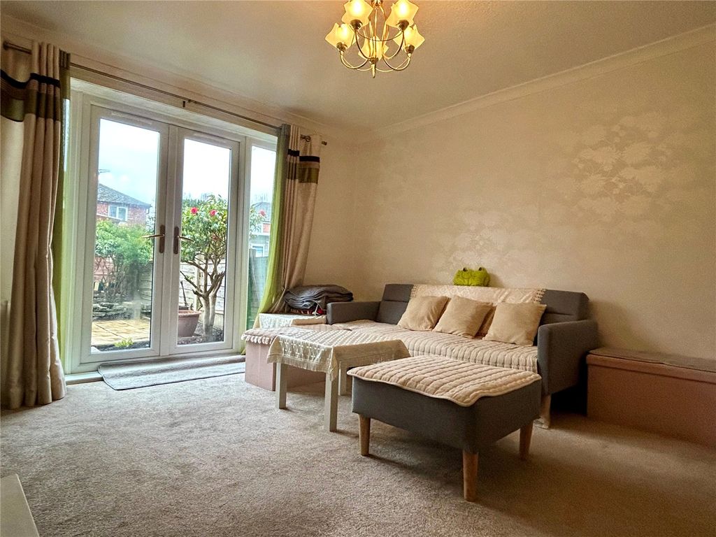 Property photo 2 of 18 Living Room