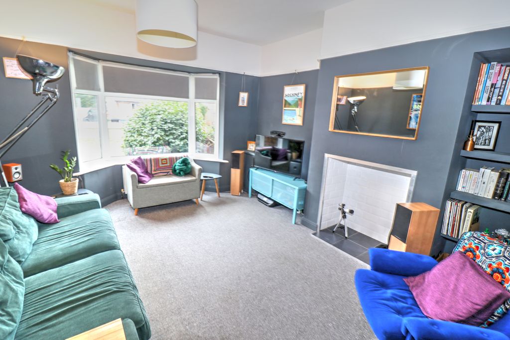 Property photo 2 of 19 Img_7918