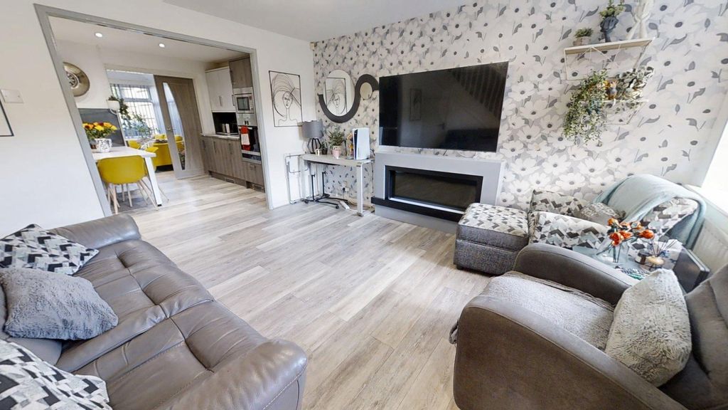 Property photo 2 of 13 Homedaze-Presents-Melton-Road-M8--09252025_114914.