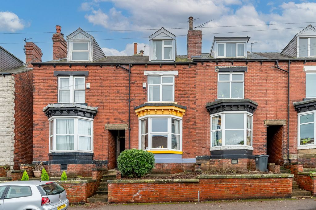 Property photo 1 of 25