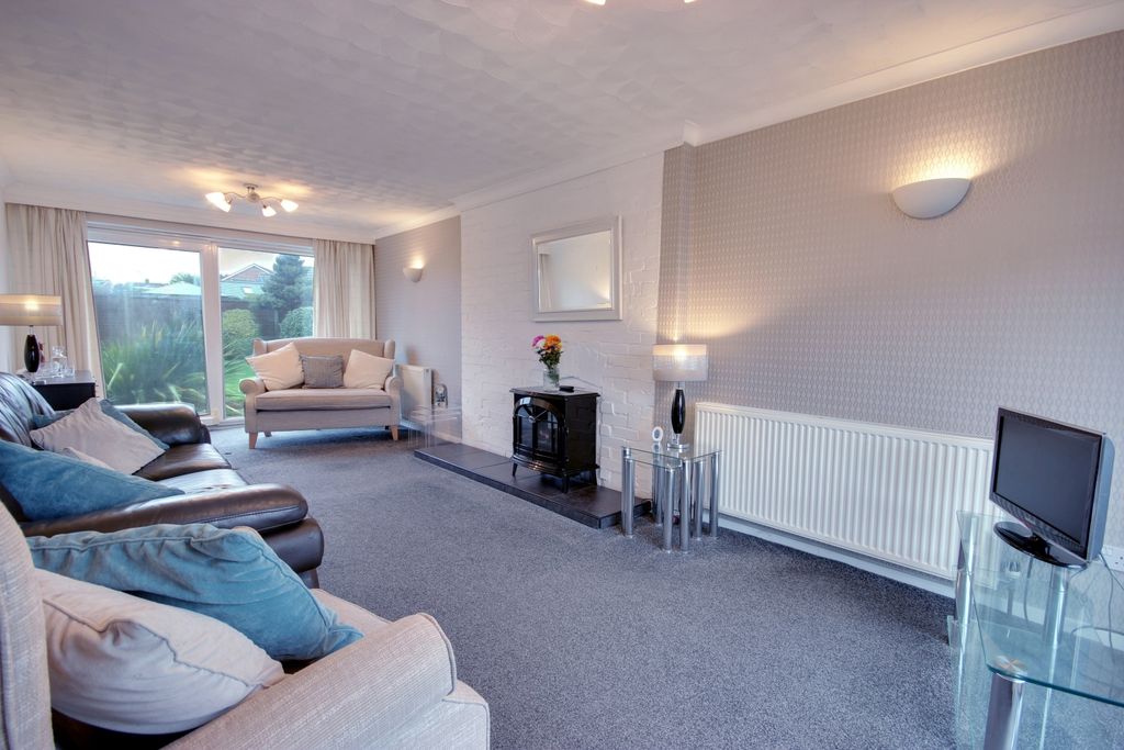 Property photo 2 of 20 1 Lounge A