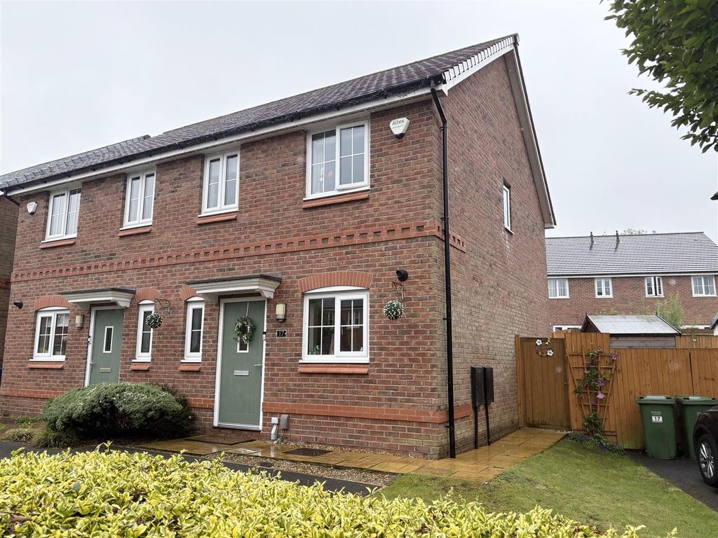 Property photo 1 of 17