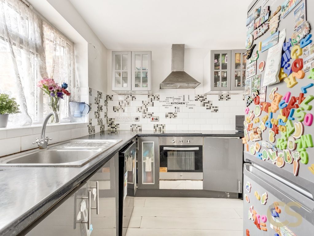 Property photo 3 of 11 1449254