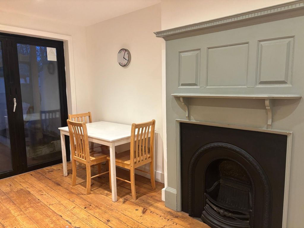 Property photo 3 of 17 Photo 2