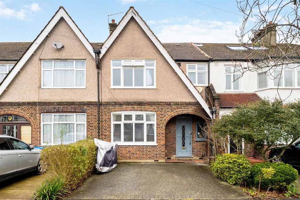 Property photo 1 of 9 External