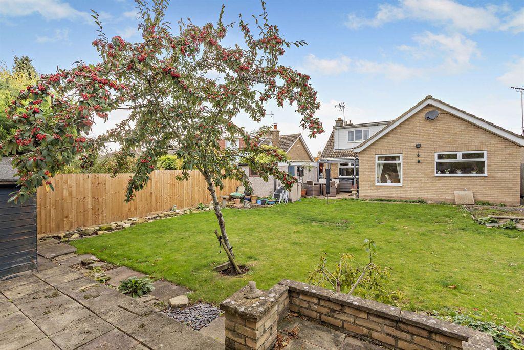 Property photo 2 of 13