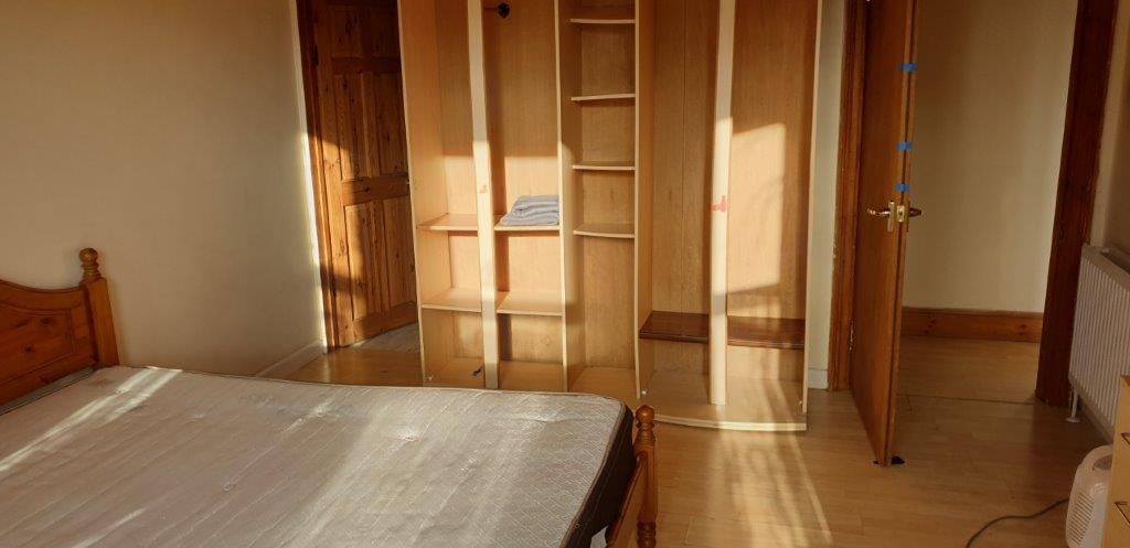 Property photo 1 of 3