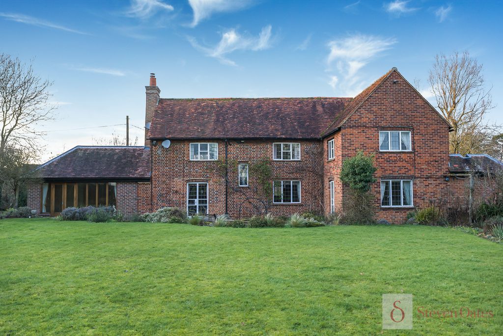 Property photo 1 of 39 26_70193_Watermarked