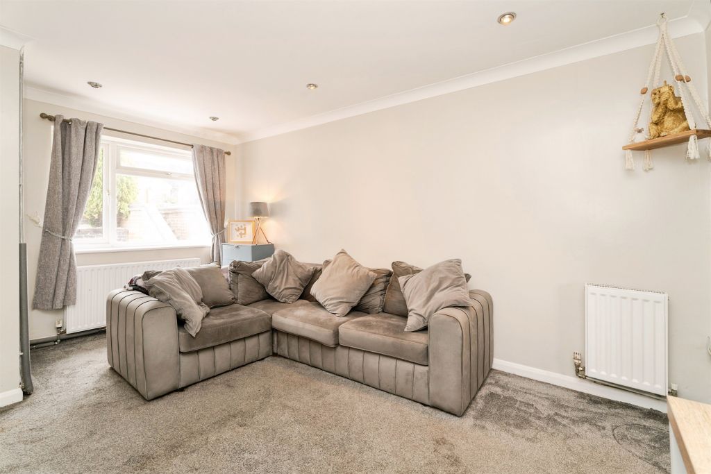 Property photo 2 of 38