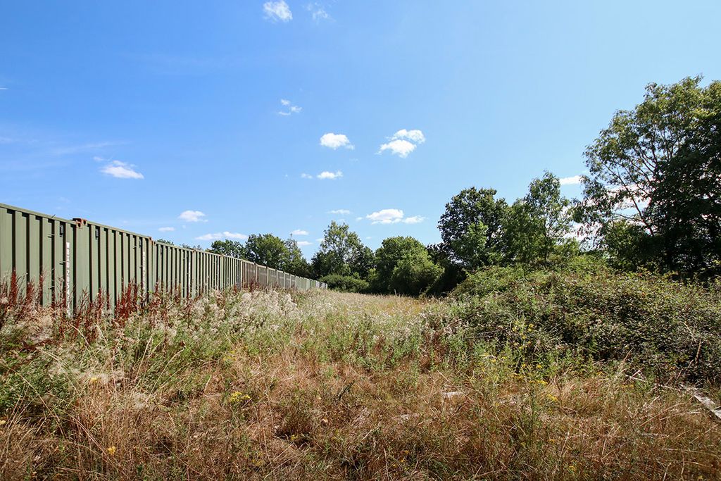 Property photo 2 of 4
