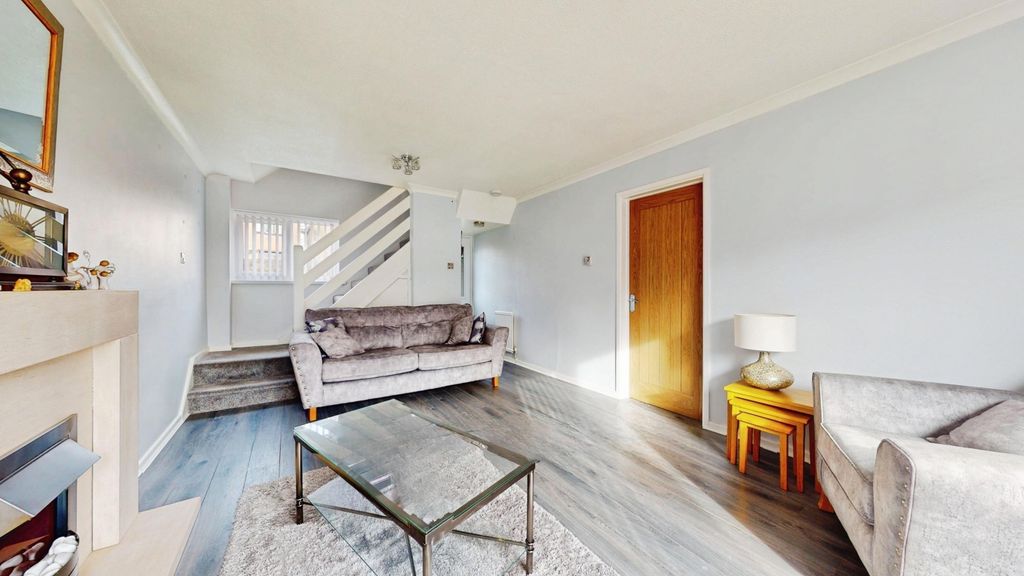 Property photo 3 of 15