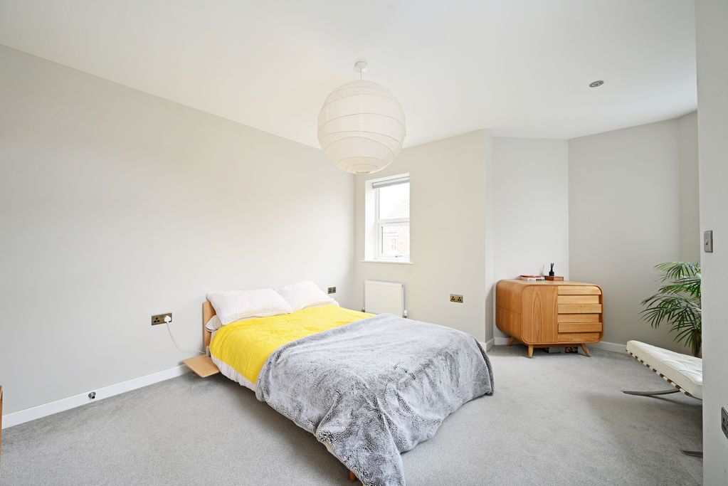 Additional image 16 of 2 bed flat for saleLime Tree House, Hunters Walk, Chesterfield S40