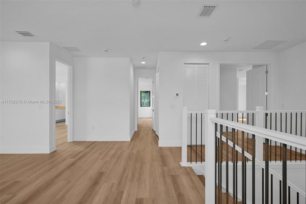 Property photo 1 of 3 <Alttext/>