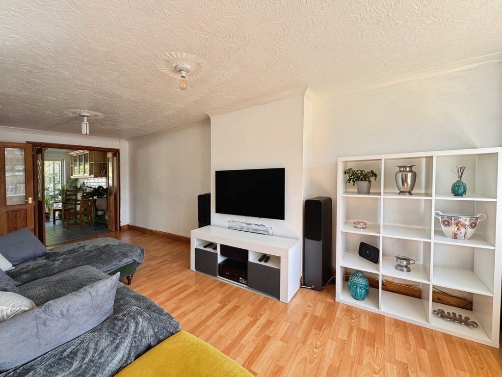 Property photo 2 of 31 5255954