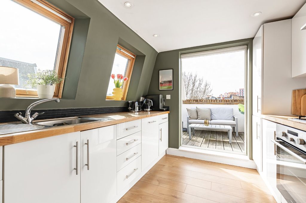 Property photo 2 of 9 Picture No. 02