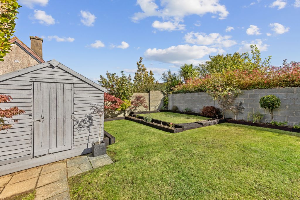 Property photo 3 of 22