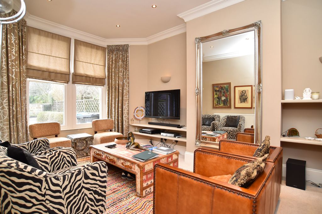 Property photo 2 of 16 2