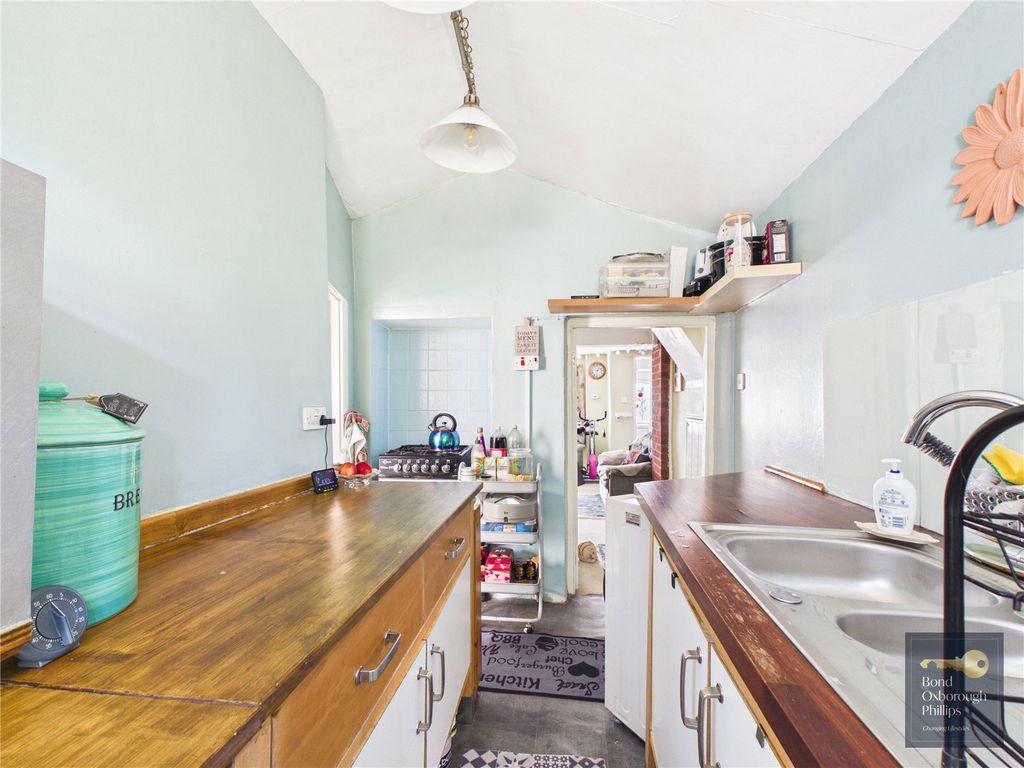Property photo 3 of 13 Picture No. 04