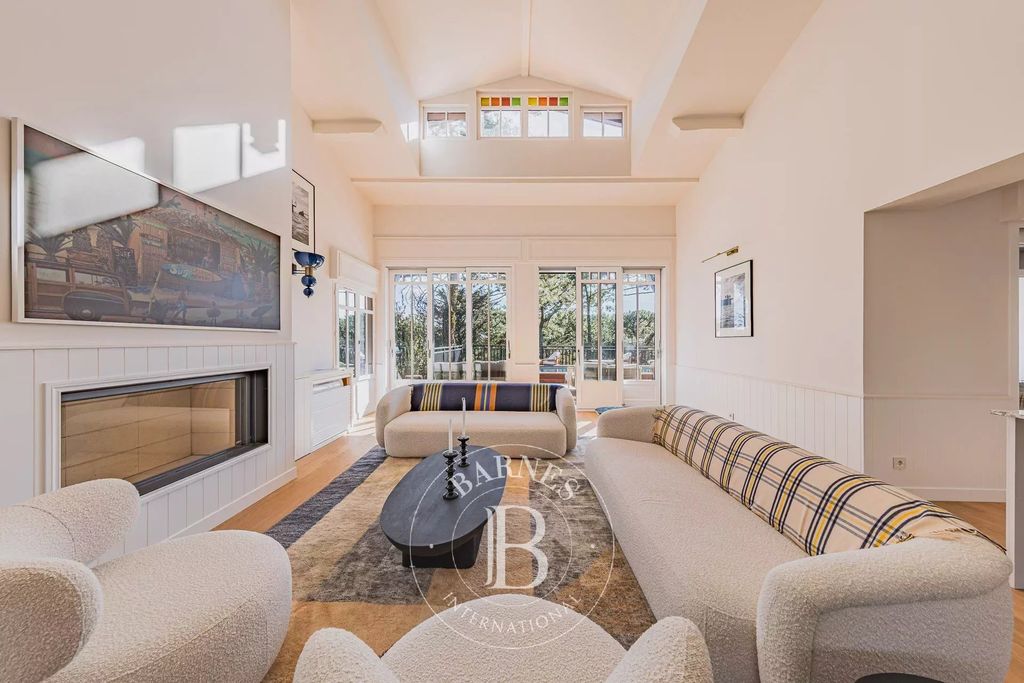 Property photo 3 of 30