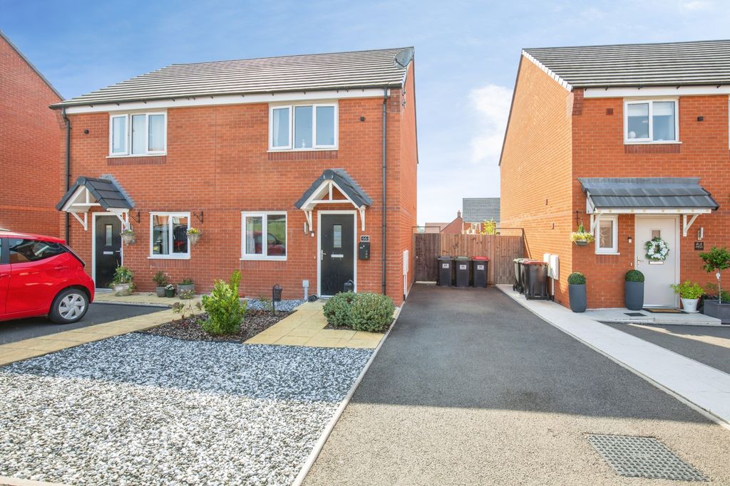 Property photo 1 of 16 E354B8Bb-Mw26-510