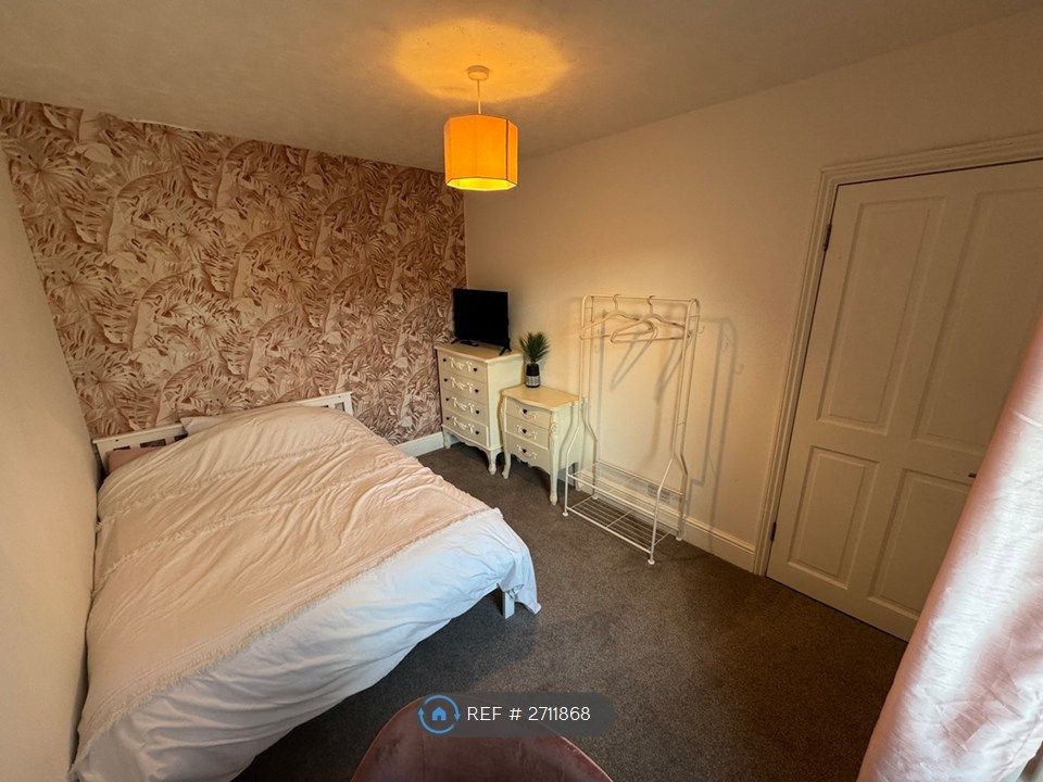 Property photo 3 of 3