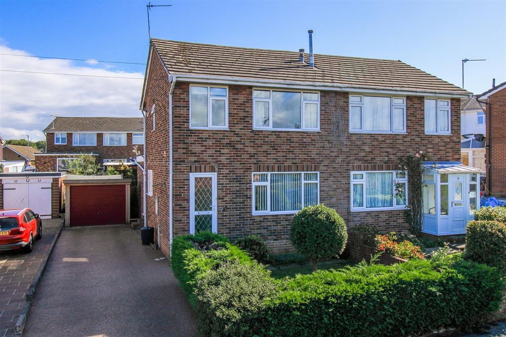 Property photo 1 of 13