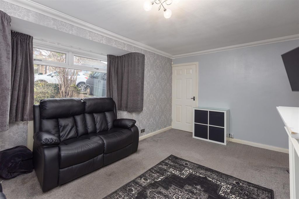 Property photo 3 of 22