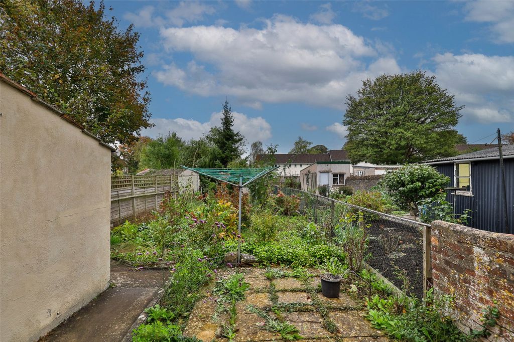 Property photo 2 of 17 Picture No. 05