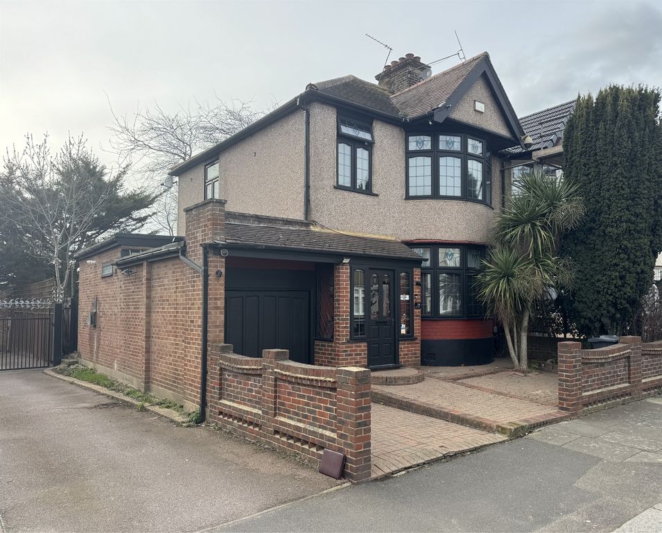 Property photo 3 of 3