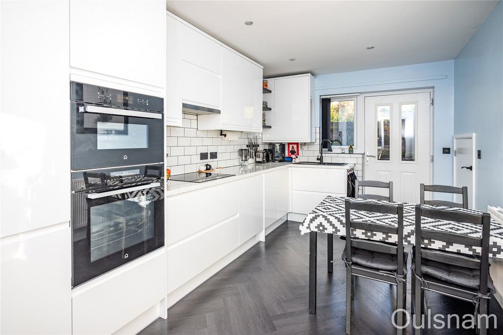 Property photo 2 of 17 Picture No. 07