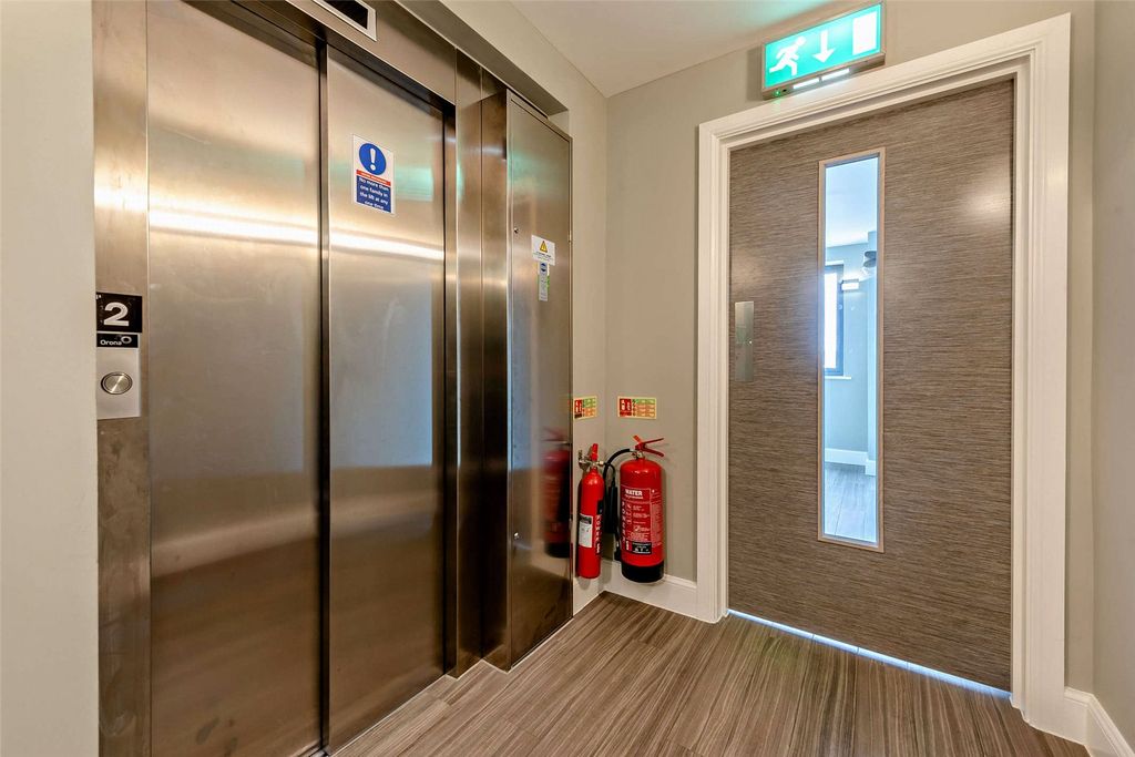 Additional image 10 of 2 bed flat for saleBattery Road, Tenby, Pembrokeshire SA70