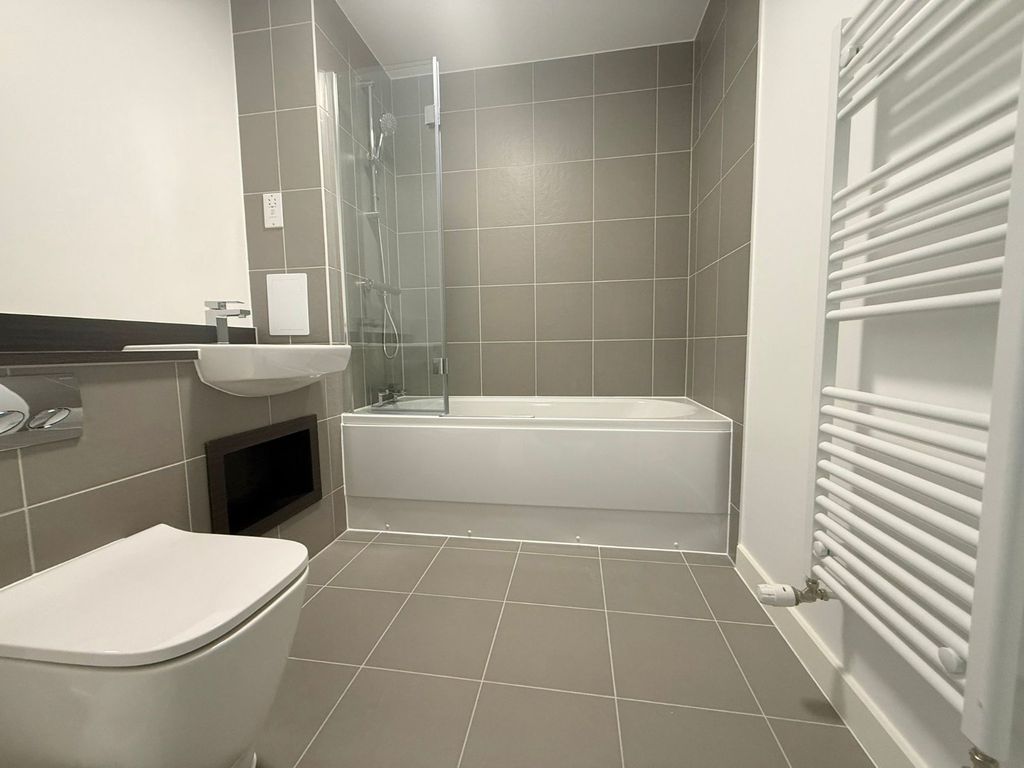 Property photo 3 of 9 Picture No. 01