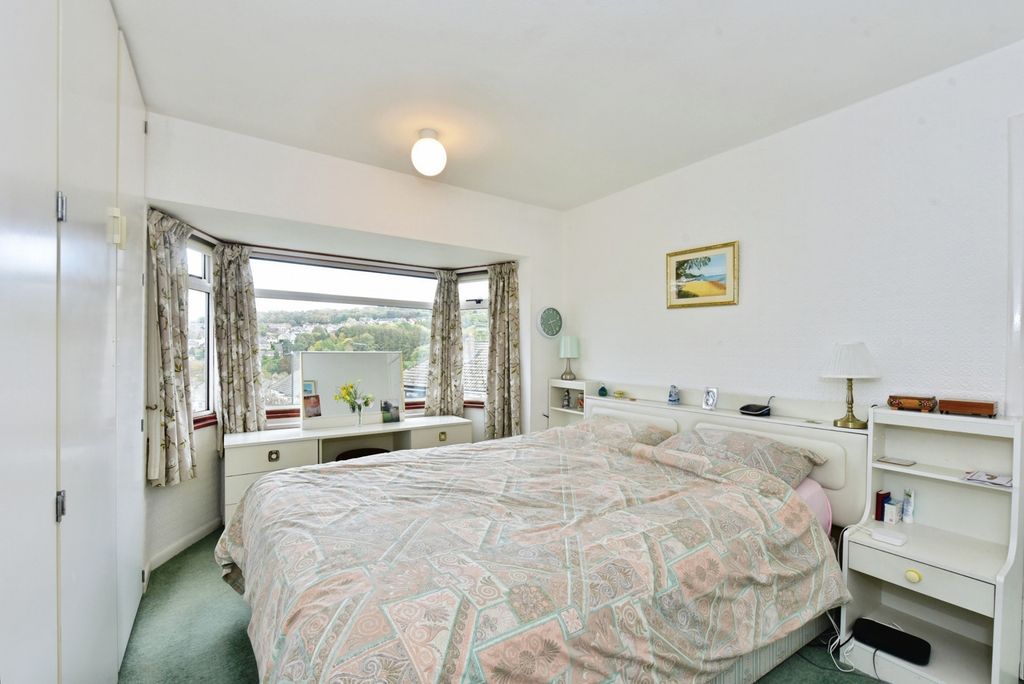 Property photo 3 of 14 Pbox-Img.Jpg