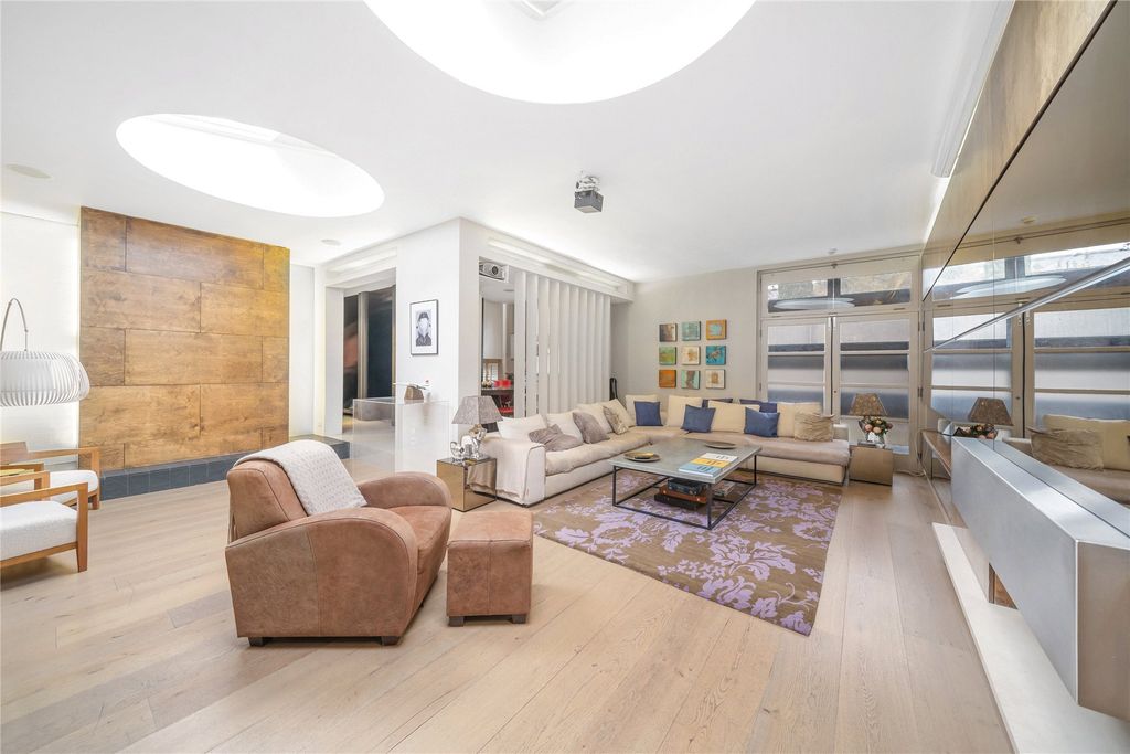 Property photo 3 of 27 Picture No. 39