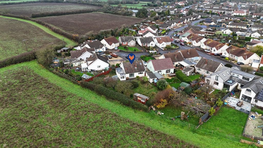 Property photo 1 of 31