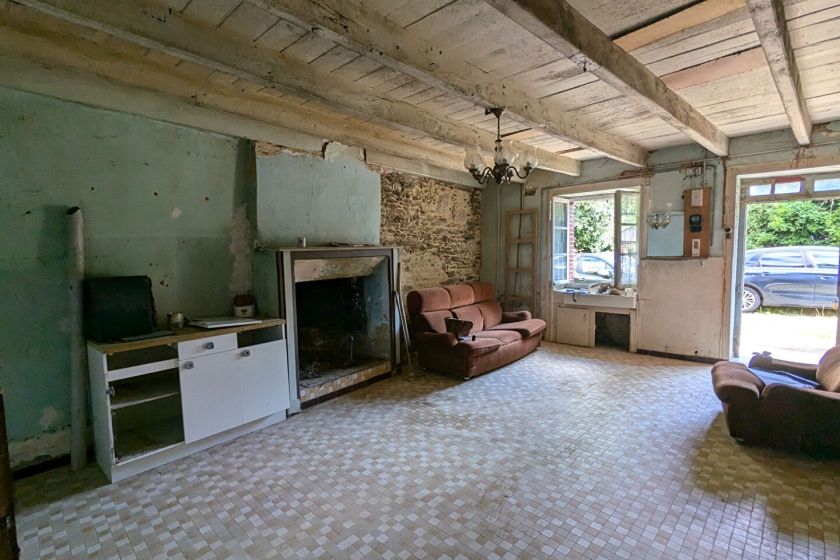 Property photo 3 of 8