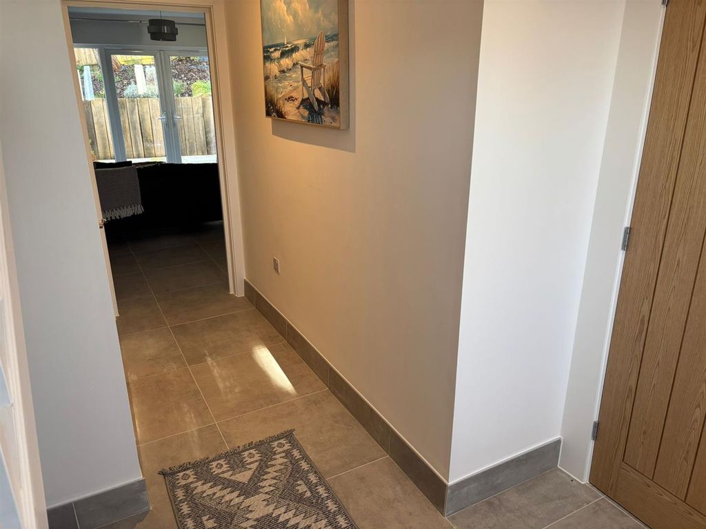 Property photo 3 of 12 Nopn0359.Jpg