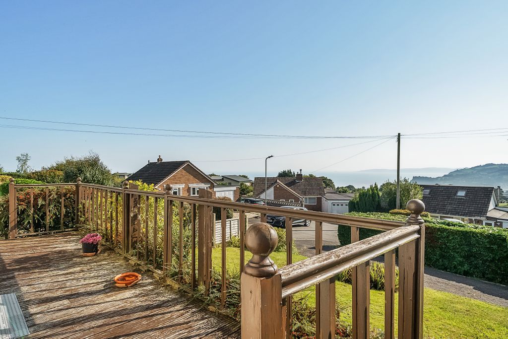 Property photo 3 of 18