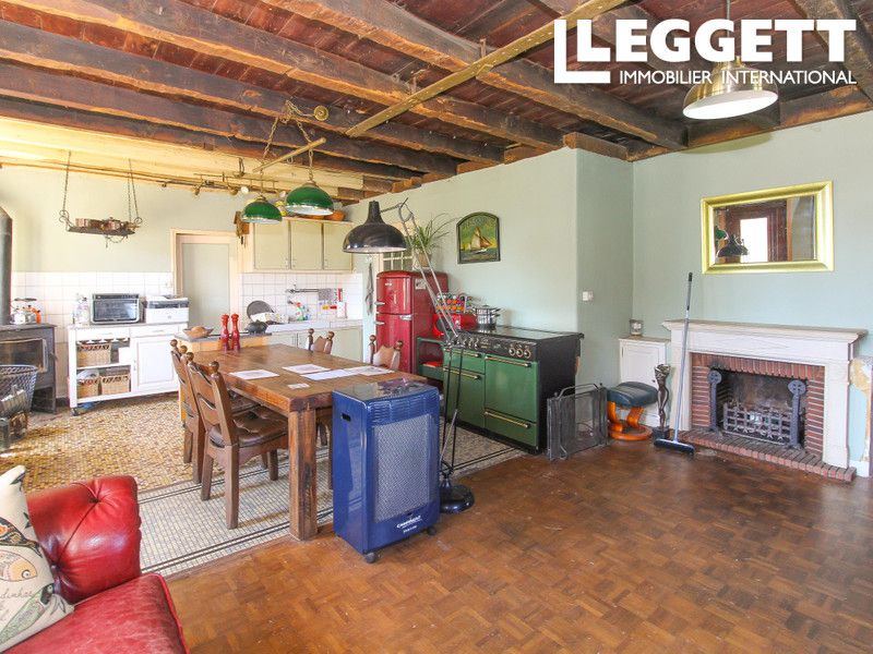 Property photo 2 of 10
