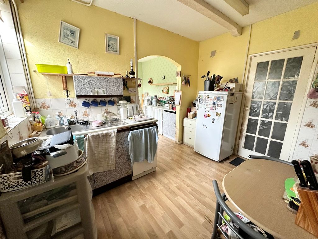 Property photo 3 of 13