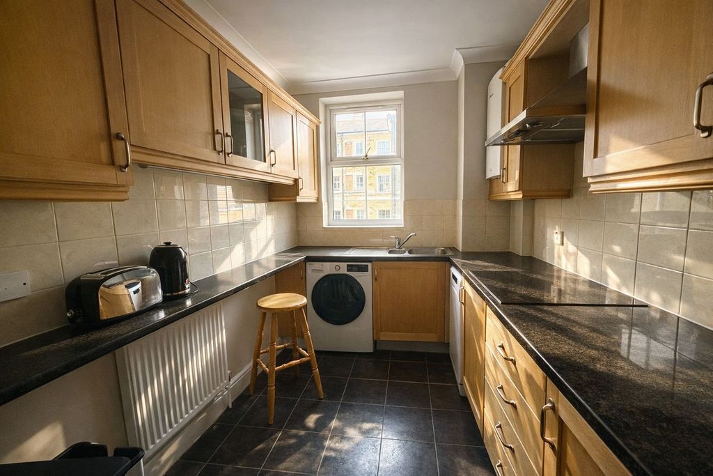 Property photo 3 of 13 Gallery