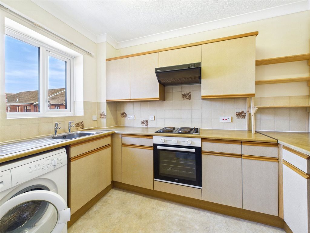 Property photo 3 of 10 3 - Picture No. 11