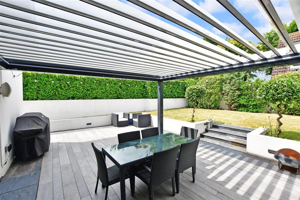 Property photo 2 of 19 Patio / Decking